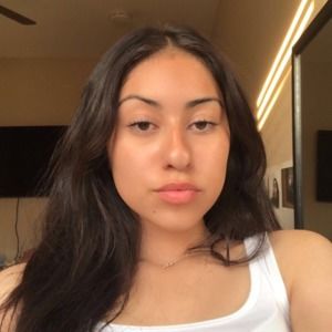 Meet your Posher, Isabel